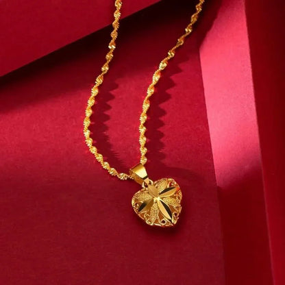 Gold Heart Necklace for Women – Elegant Love Pendant Jewelry